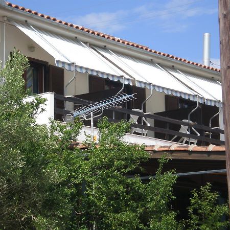 Apartamento Salonikios Pteleós Exterior foto